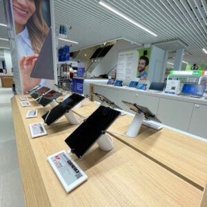 Trony Innenraum mit Tablette sicher und auf dem Display