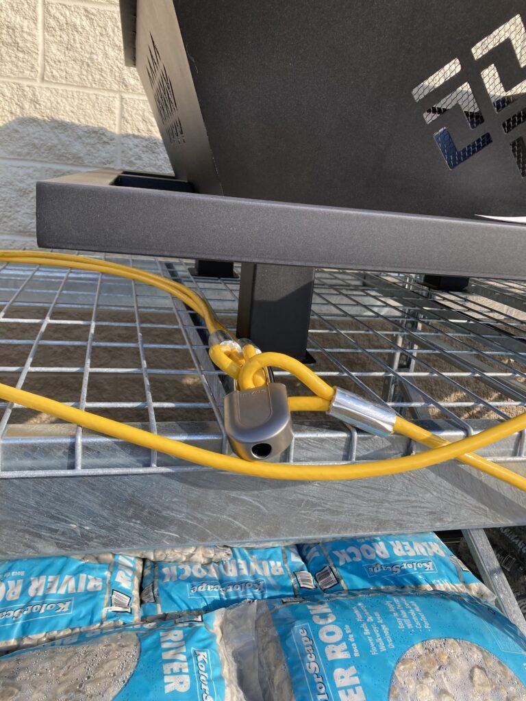 Padlock Produkt bei Tractor Supply sichern