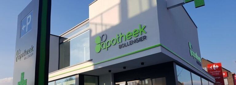 Apotheek Bollengier verbessert den Kundenservice mit einem vielseitigen POS-Stand.