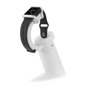 Smartwatch auf weißem Displayständer