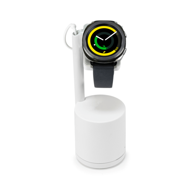 Smartwatch auf weißem Sicherheitsdisplay