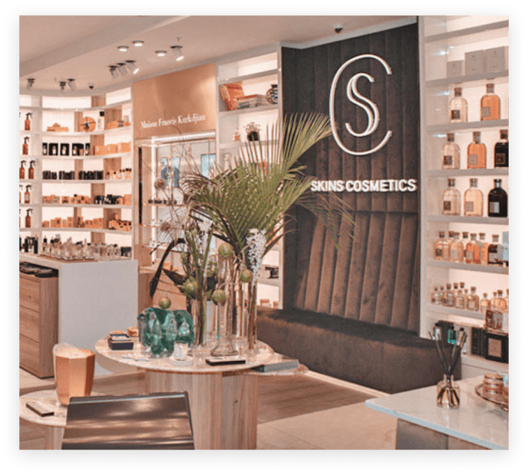 Skins Cosmetics arbeitet zusammen mit InVue