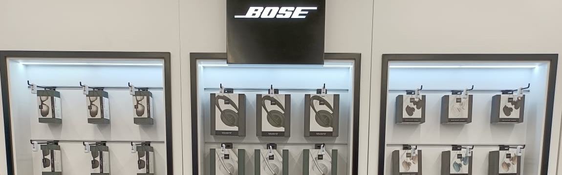 Bose-Display mit InVue Sicherheit