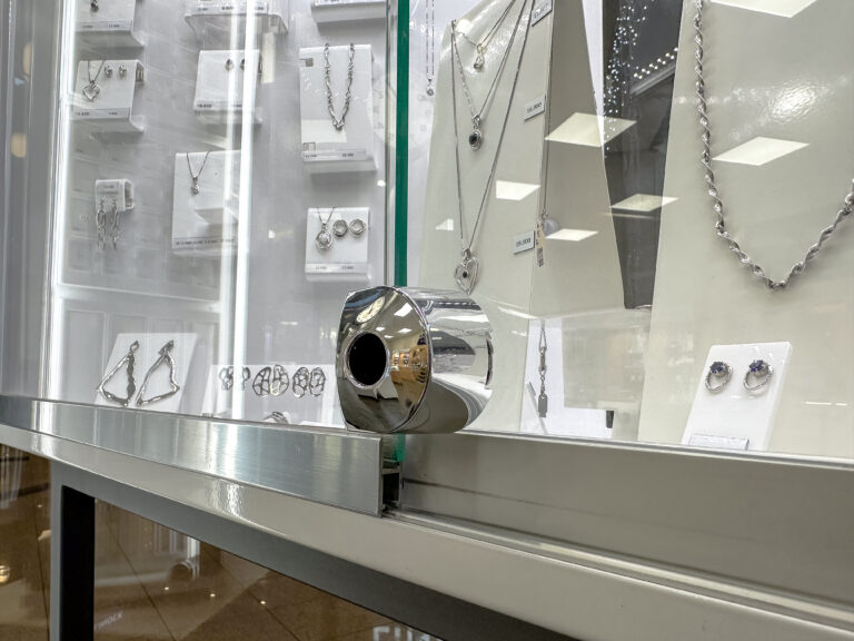 Halldór Ólafsson Úr og Skartgripir_InVue Schmuck-Schlösser Schmuck-Sicherheit Schmuck-Schlösser ohne Schlüssel